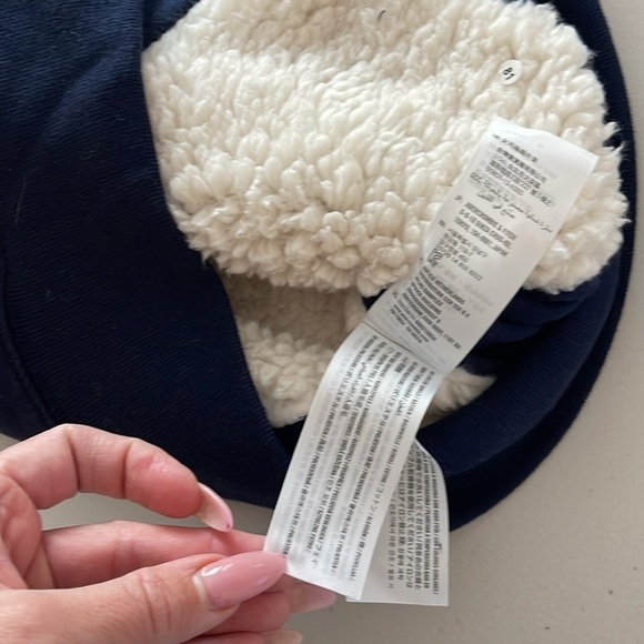 (NWT) Abercrombie & Fitch Women’s Full Zip Sherpa Hoodie in Navy, Small - Picture 13 of 15